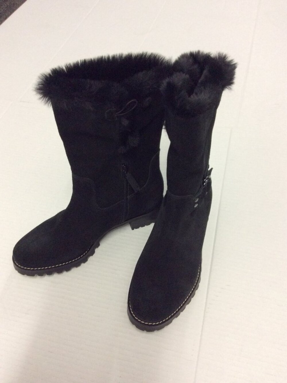 New Black Suede WiTitlenter Boots with fur Lining & Side Zipper